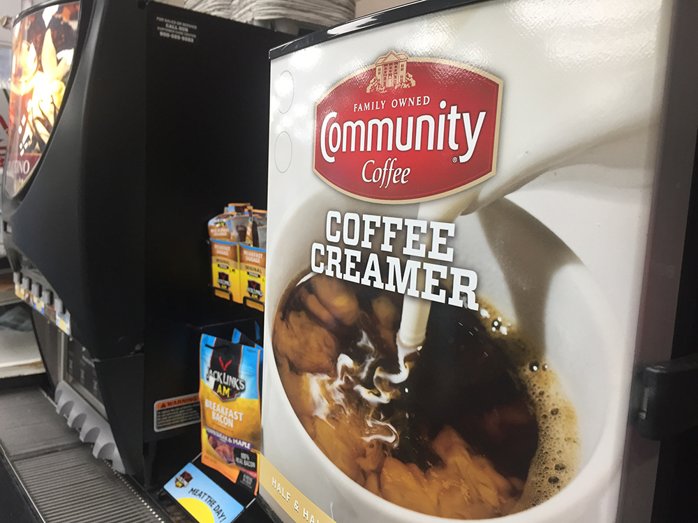POP Community Cream dispenser