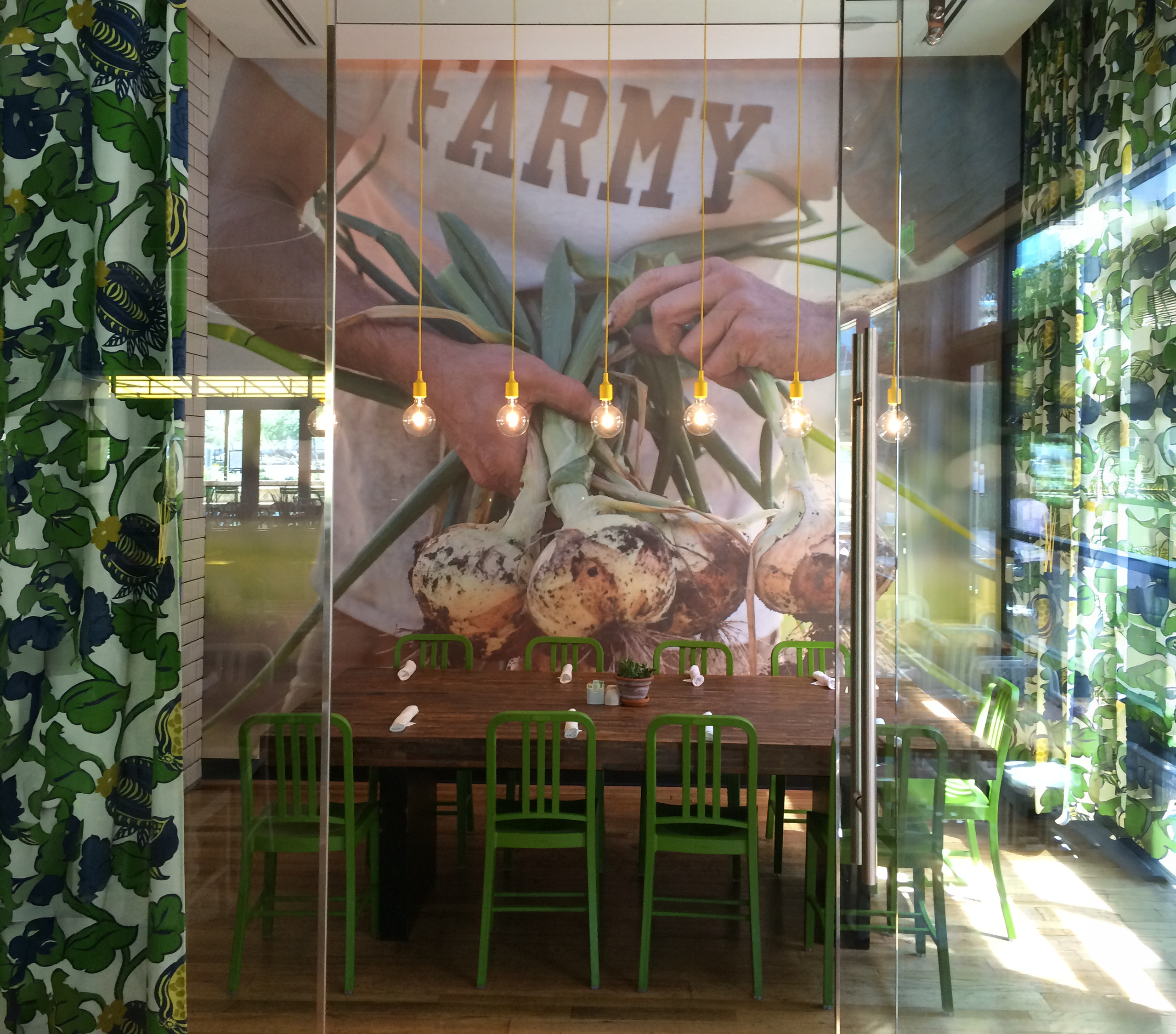 Restaurant wall wrap